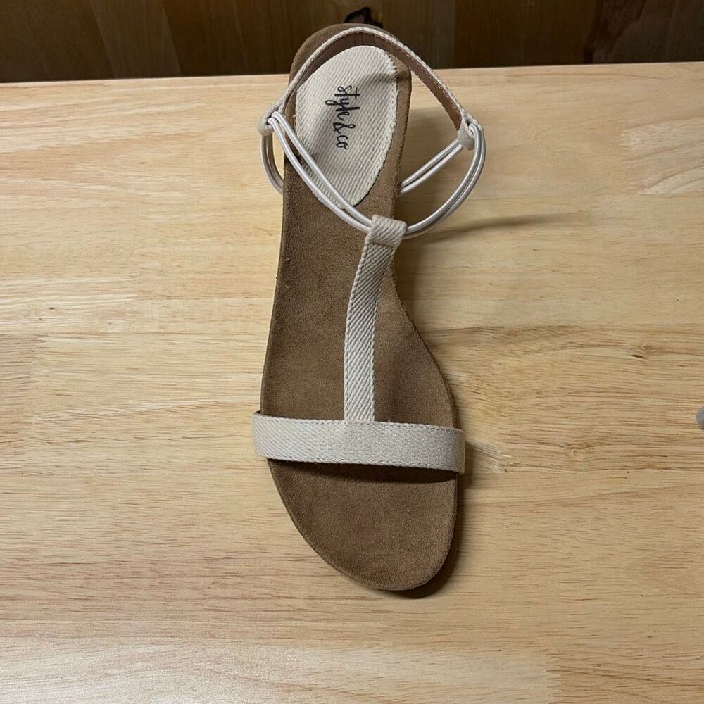 STYLE & Co Women’s White Mulan Round-Toe T-Strap Slingback Wedge Sandals SZ 11M - Picture 3 of 9